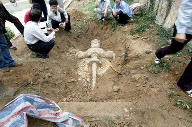 『混世魔王程咬金』程咬金墓被发掘后，专家发现一个秘密，电视剧里演的都是假的