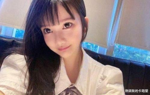 余艺出道了,曾是"优衣库事件"的女主角,那么明星门槛的底线是什么