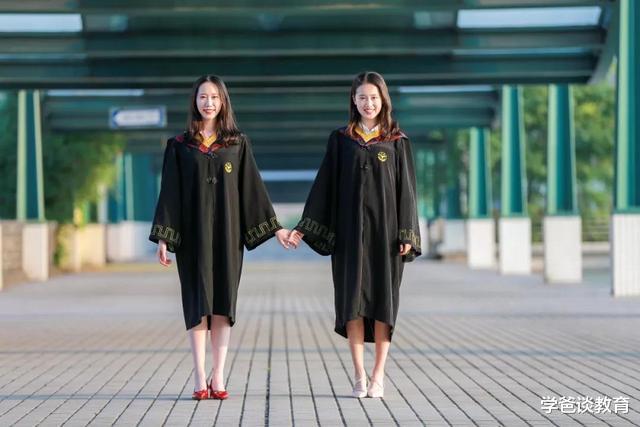 【高校】985高校五档划分：一档无悬念, \华东五校\二档, 某些五档不如211?