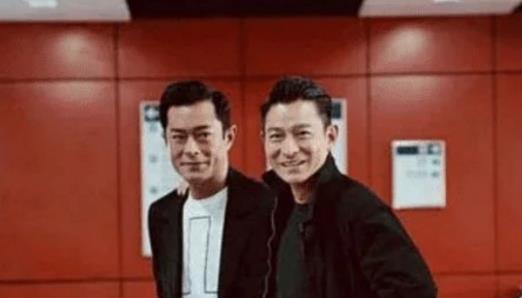 「古天乐」古天乐因眼伤1年不能晒灯美黑，变白的速度太快，颜值碾压小鲜肉