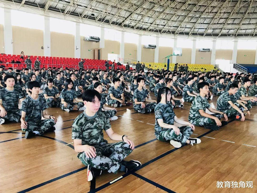大学|高中军训必须“远离”这三种男生，提前辨别，避免最后高考无望
