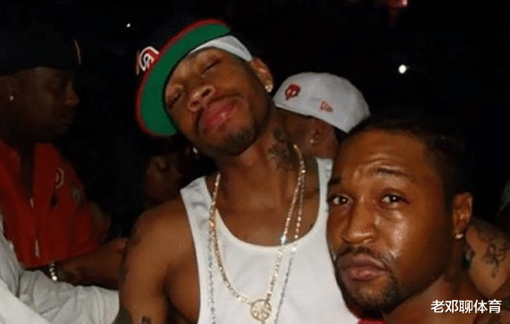 『迈克尔·乔丹』NBA球星喝醉酒的样子：詹皇绅士 姚明成话痨 乔丹人设崩塌