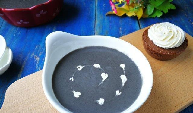 「红枣」每天一碗胜过吃补药，高钙高营养，比牛奶养人，全家喝都很好！