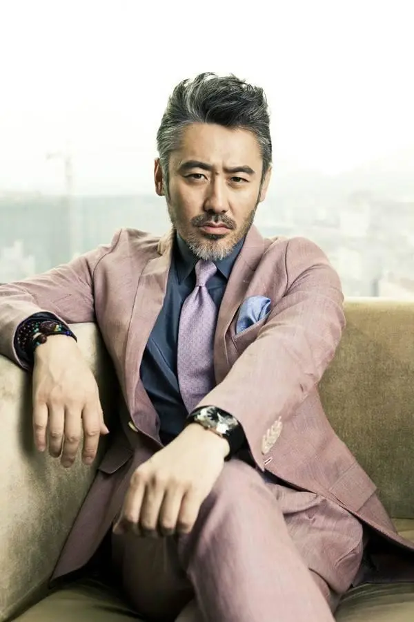 包拯：吴秀波10亿身家, 将7年\天价保姆\送监狱, 身败名裂背后, 远不止情乱