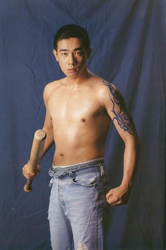 陈小春|他才是《古惑仔》原定“山鸡”，败给了“痞气”，才成就了陈小春