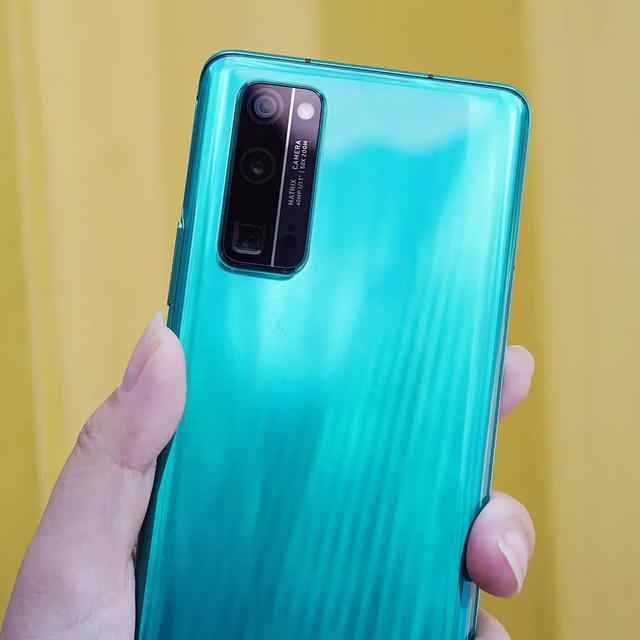 |手机内存选128G还是256G?看完懂,别再花冤枉钱!