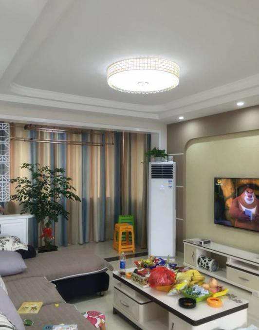 ▲晒晒老公砸15万装修的新房，亲戚都说大气上档次，大家看看咋样？