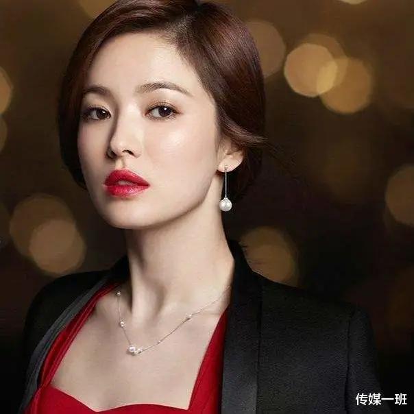 宋慧乔|宋慧乔离开宋仲基，转身又和玄彬来场世纪大复合？比韩剧更狗血