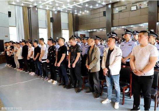 襄阳资讯网友|襄阳18名涉黑重要成员全部被抓！头目闫老大已死亡！