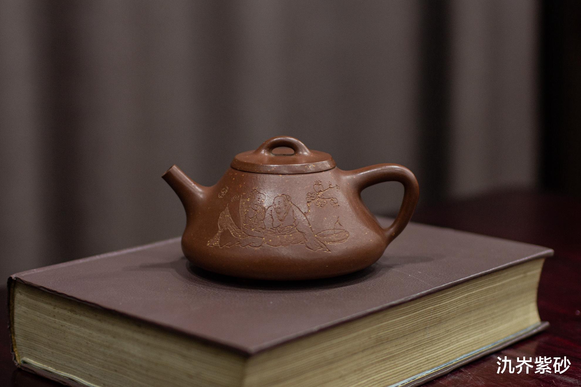 菩提|想不通：为什么别人的紫砂壶包浆养得既快又好！难道泥料不如人？