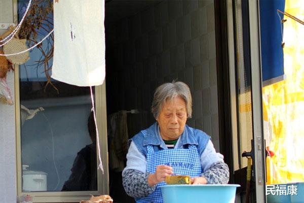 「西洋参」95岁老人,看起来只有75岁,秘诀有哪些?照着做,也能年轻