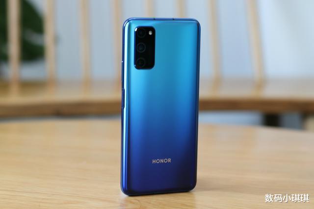 麒麟990|麒麟990彻底不值钱？新机跌至2499心动价，如今能买到就是赚！