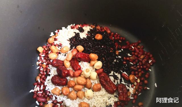 『红枣』天热不喝这粥就亏了，营养高味道美，孩子多吃健脑益智