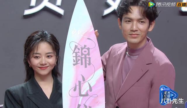 曾舜晞|星光红毯明星PS前后：baby乔欣基本无差别，曾舜晞PS前脸部肿胀