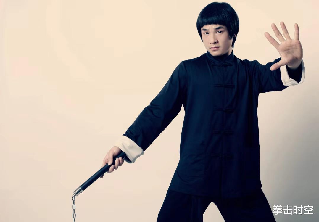 蒋勤勤|现代李小龙质问吴京：拍战狼赚56亿只捐款20万，这就是爱国？