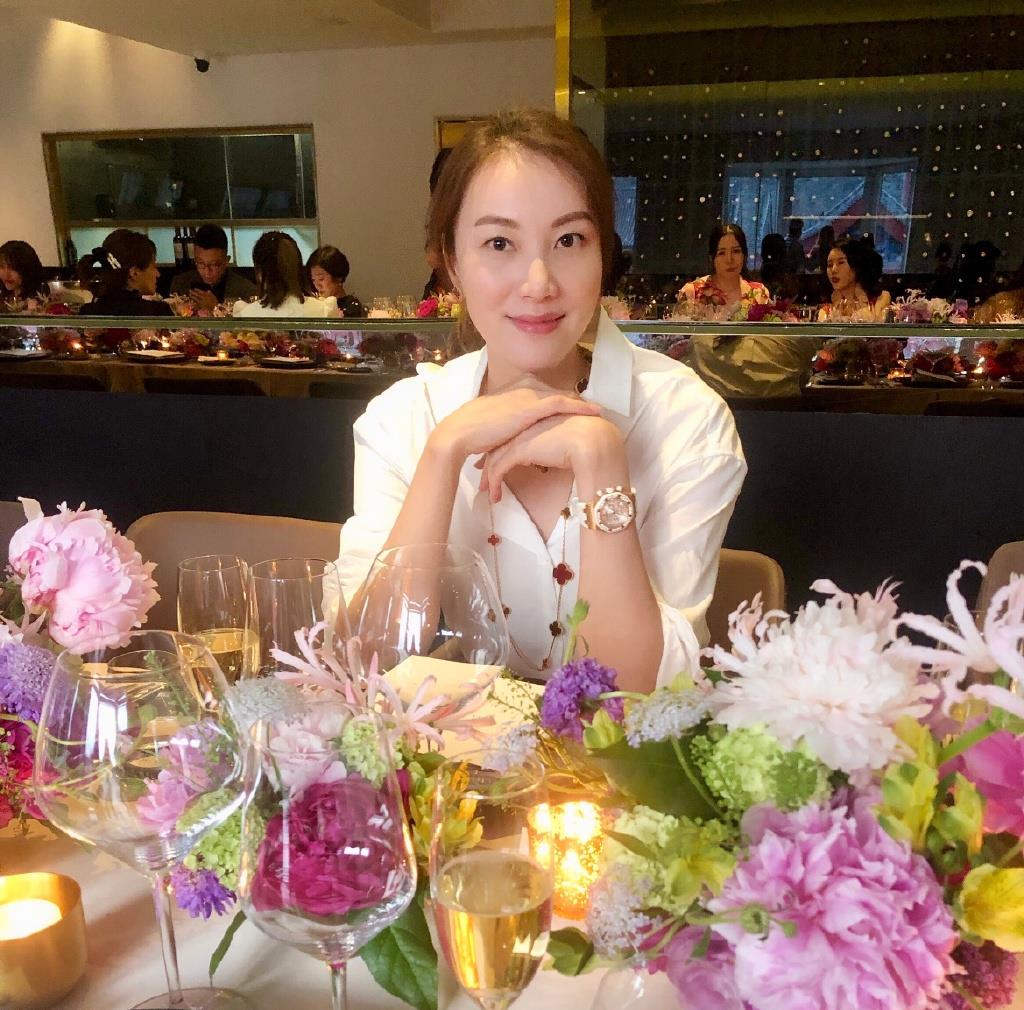 【谢杏芳】38岁谢杏芳逆袭美若少女，身价过亿成女总裁，和林丹“保持距离”