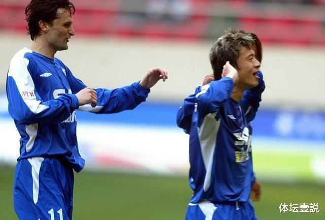 隔离：上港教练团队遭遇重创，功勋助教被挖角，将带领中甲新军全力冲超