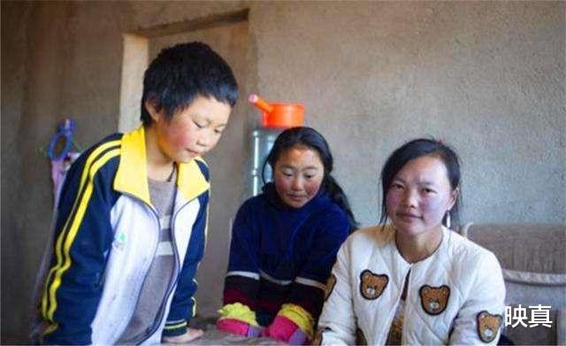 映真|当年那个走4.5公里山路上学，满头冰花的男孩，如今怎样了？