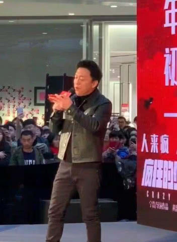 「黄渤」黄渤改编网红歌曲《生僻字》,朗朗上口的歌词,成小朋友拜年专属