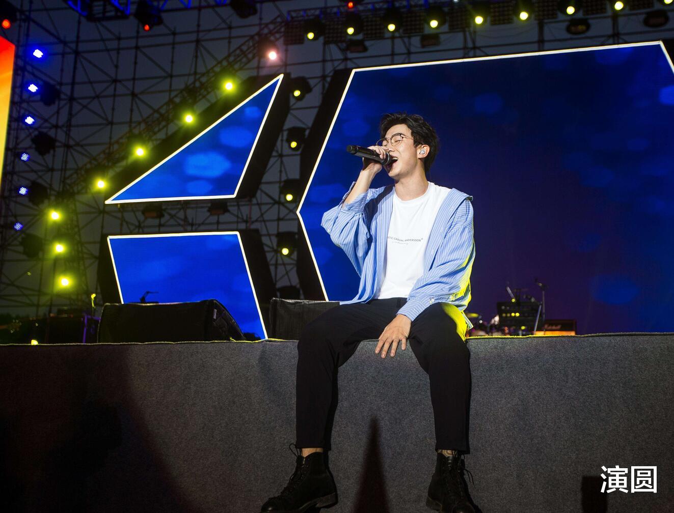 快乐男声|他是最惨快男季军，一年之间从导师转为学员，从头再来也难获人气