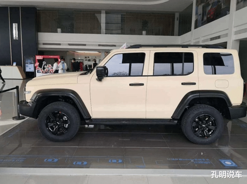 缤越|坦克300实车进店，原厂带绞盘！后排放倒就是双人床