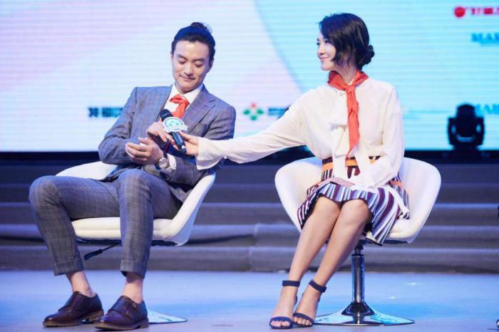 『朱丹』朱丹其实是二婚？她的前夫大家都很熟悉，难怪周一围不秀恩爱