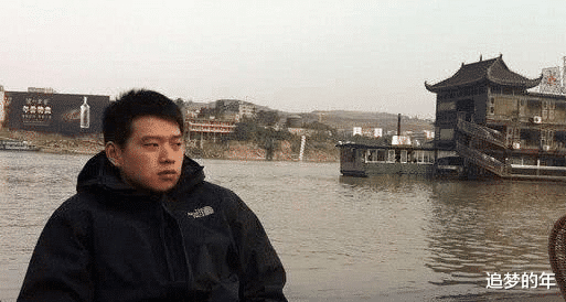 @魏大勋艺考时足足有220斤,每天只坚持一件事,减掉一个“何老师”!