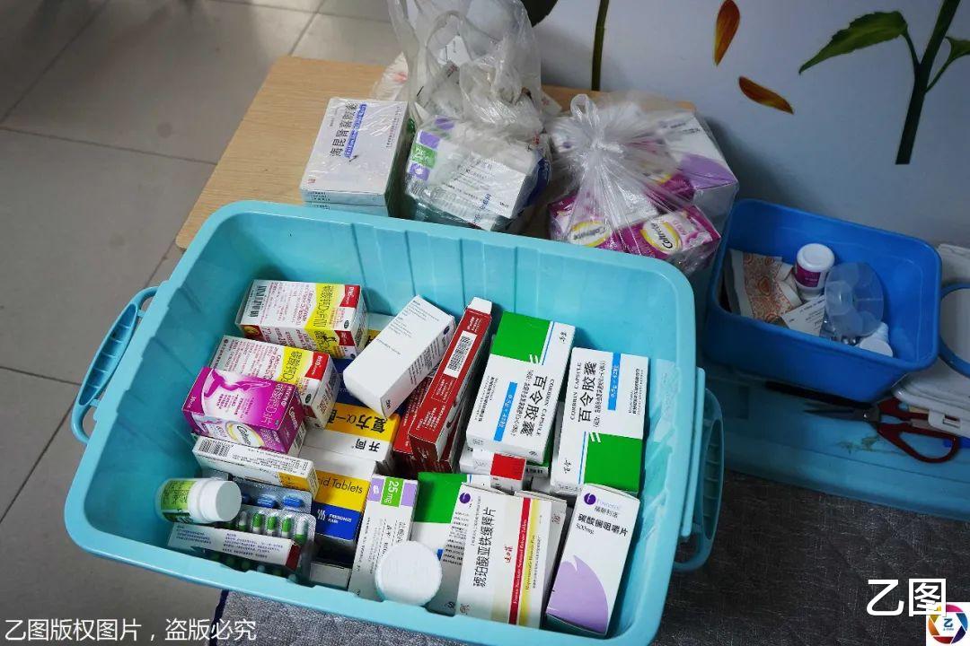 『爆胎』失独母亲为抚平丧子之痛,40岁再生儿子,未料13年后结果让她崩溃