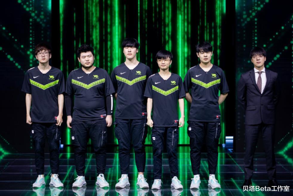 vg战队|Aix太猛了！VG轻松2-0暴打DMO：小鹏选出波比打野，零作用