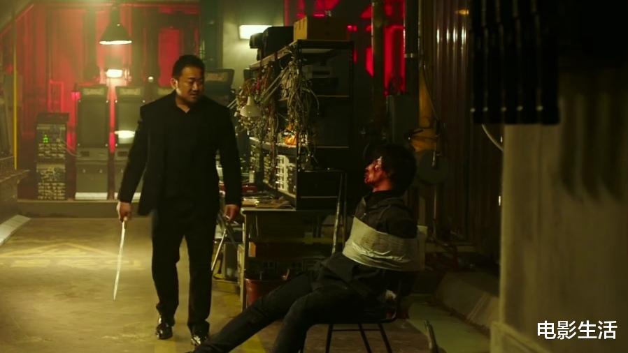 警察|韩国超爽以恶制恶动作片！上映后火爆全网，最后一分钟还有反转