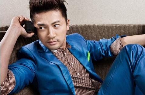 苏有朋|苏有朋追了她3年被拒，28岁却嫁圈外老公，今37岁活得像少女