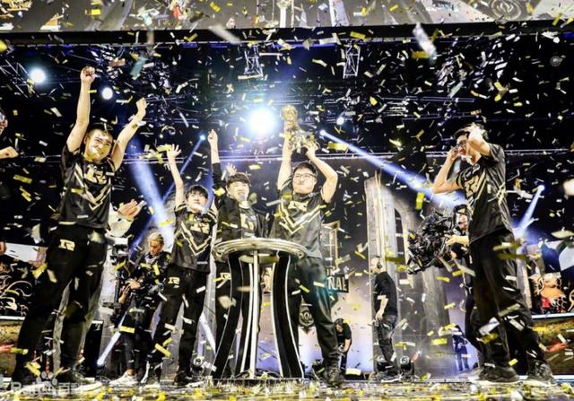 #Uzi#Uzi正式加盟GNR战队,官宣引援AJ水晶哥:预定世界赛名额