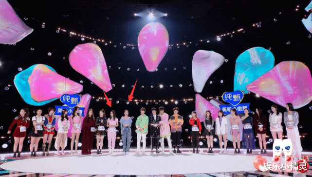 宋茜▲宋茜与16位舞担同台，看清\腰线\对比，才知教练与学员的差距