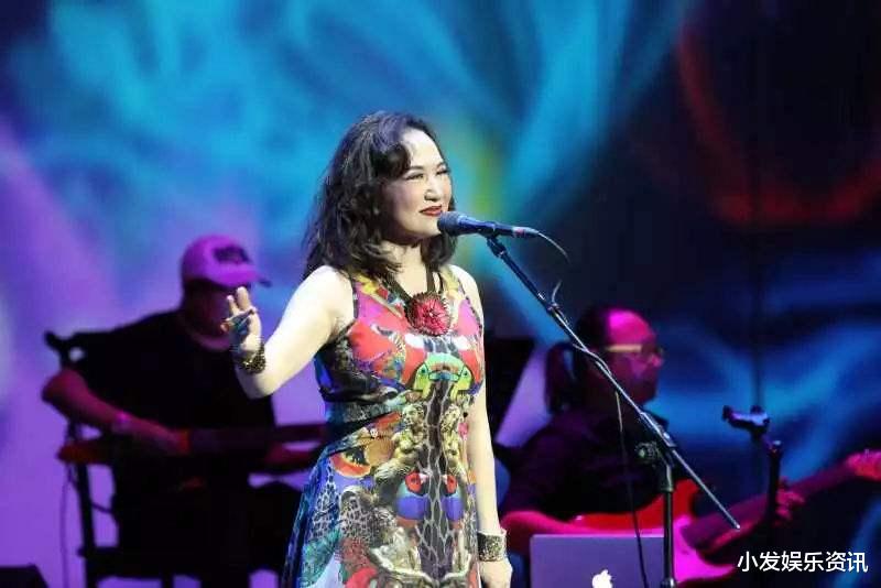 『春晚』原来她已不是中国籍？屡次登上春晚走红，曾嫁给洋老公遭嫌弃