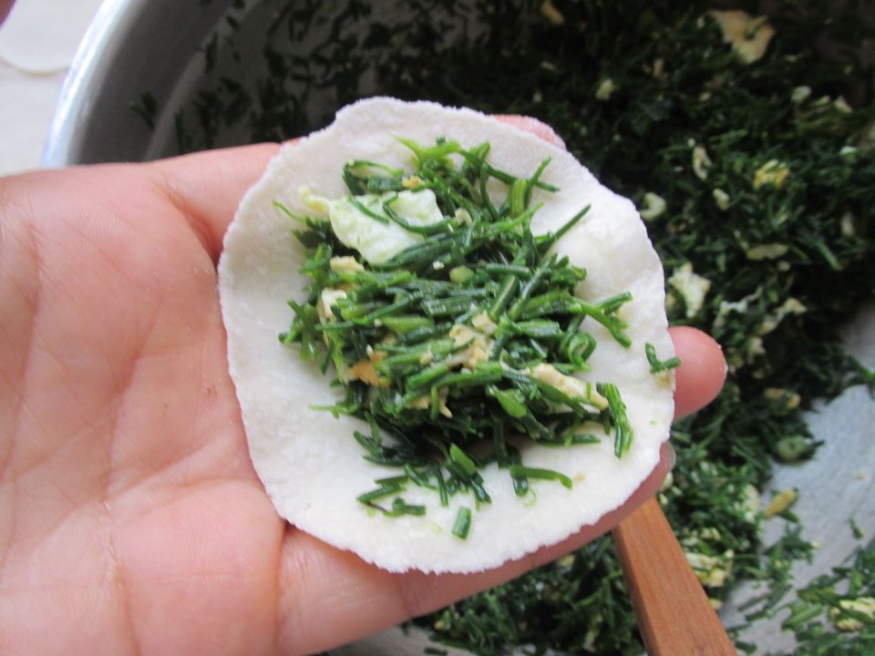 饺子|夏天，用它包饺子比肉馅的好吃，一分钱不用花，我家每周都吃3次