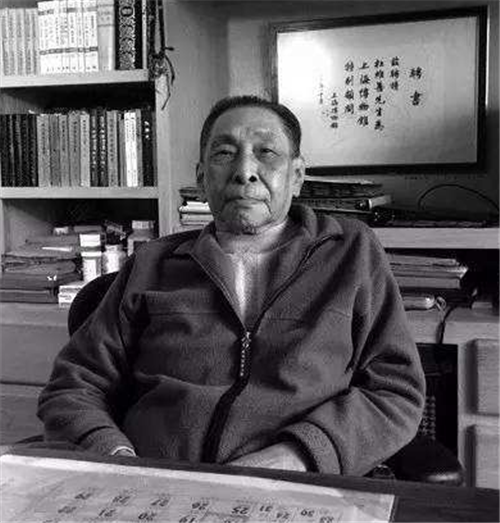 「杜月笙」杜月笙虽是青帮老大,却有个家喻户晓的儿子,至今在为祖国做贡献