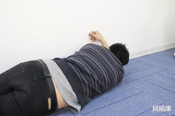 睡眠|为啥总是在夜里3、4点醒来？医生直言：身体2个地方怕是堵住了