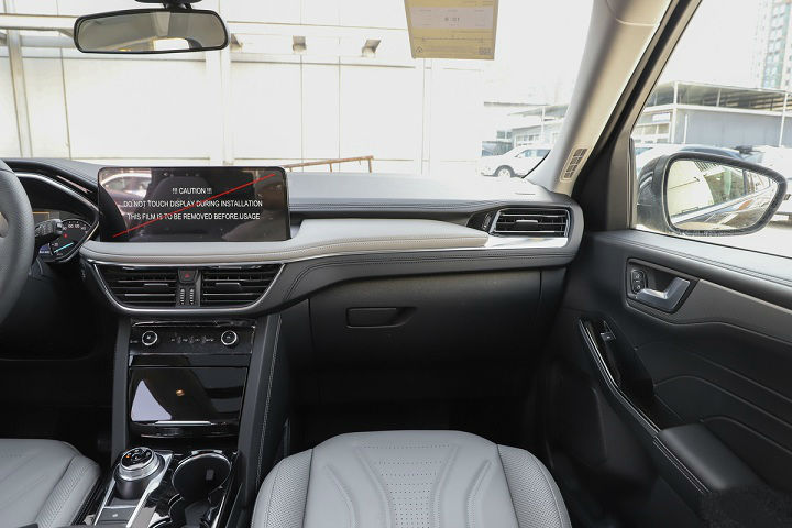 「福特」厚道却卖不动的合资车，入门248马力配8AT，轴距超2米7，不足18万