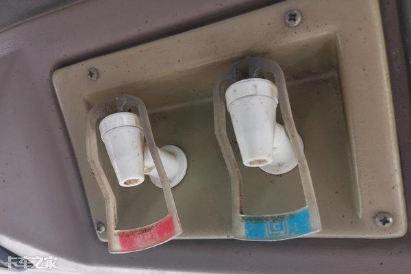 房车|这可能是最早的生活舱卡车,解放四大房车版你见过吗?