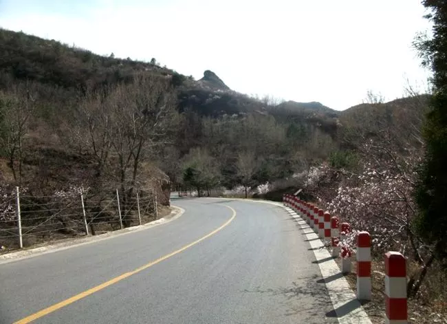 [自驾]五一小假期，自驾之旅，京郊16条醉美的公路，总有一款适合您！