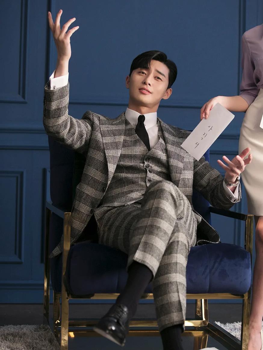 朴叙俊|霸总朴叙俊：33岁独居58亿顶级豪宅，出道10年混成“小财阀”