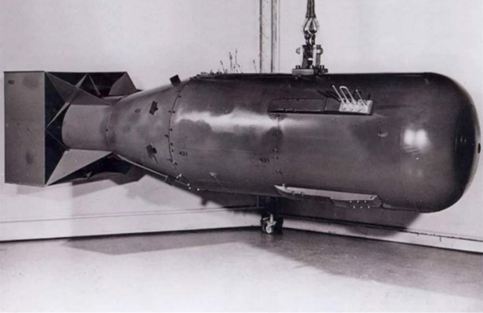 科学家|比原子弹恐怖百倍的武器，引爆一颗能毁灭地球，还会波及其他星球