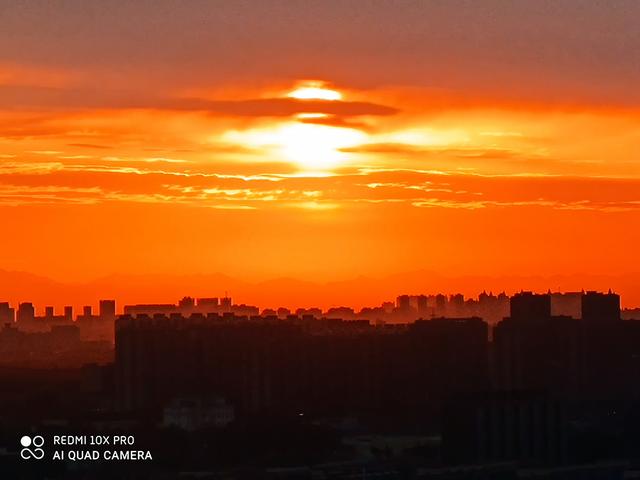 「红米手机」红米Redmi 10X Pro开箱：将MTK做到极致，2000元价位最强5G手机