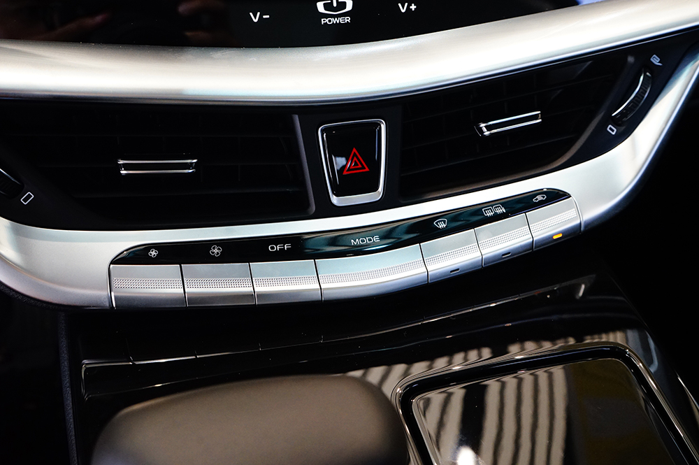 吉利汽车|增配不加价 造型更年轻 吉利2021款博瑞实拍简评