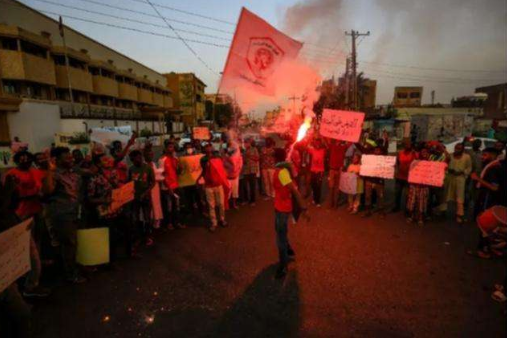 联合国|联合国传来坏消息，500名武装分子血洗村庄，烧杀抢砸60人死亡