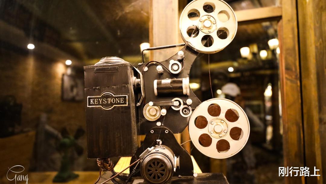 「束河古镇」来到丽江的束河古镇,选择住酒店还是客栈,来看看就知道了