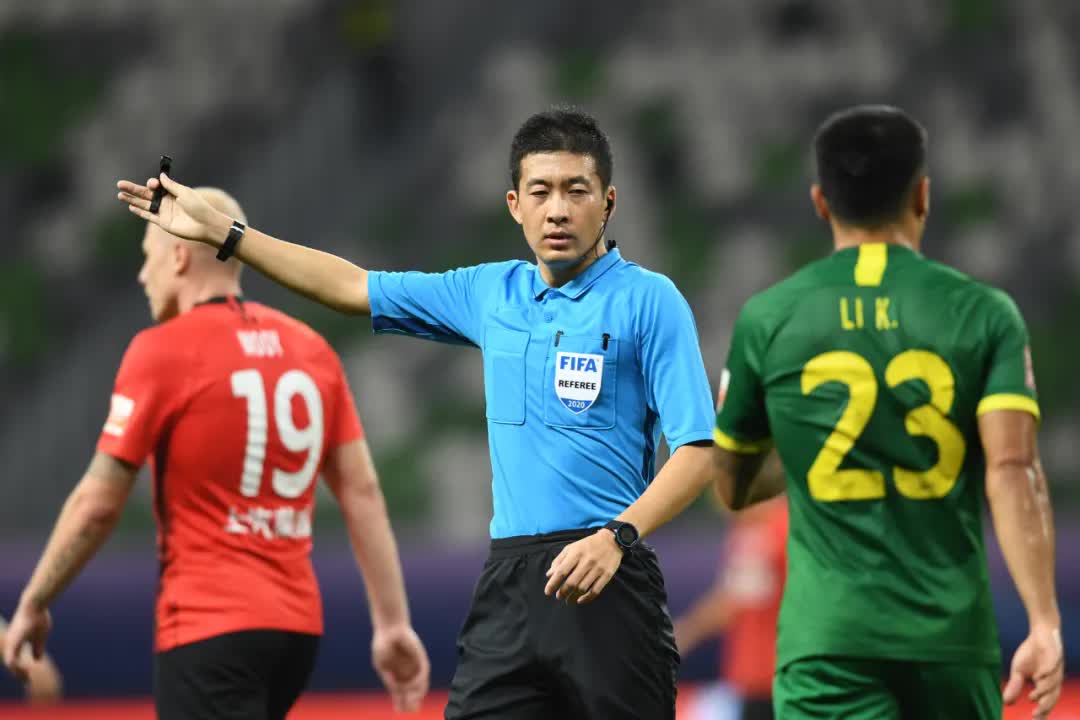 姜子牙|土哨遭遇信任危机！足协急聘外裁执法，已敲定3名亚洲裁判