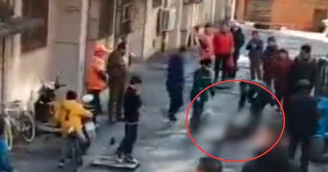 李佳惠说 江西一男子跳楼后当场死亡，现场曝光，知情人：与妻子吵架想不开