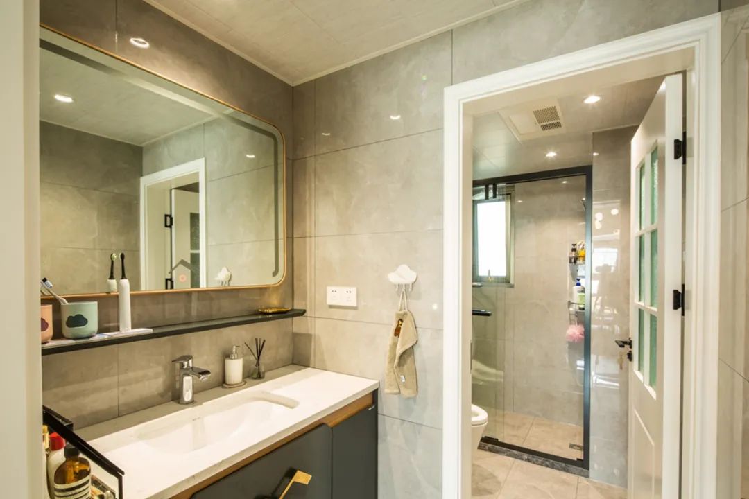 ：她没请设计师！110平的房子，花了40万，装出简约轻奢的气质