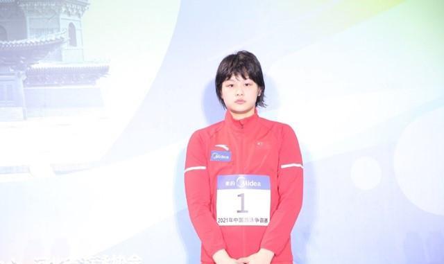 锄头 倒数第一！中国游泳名将再遭打击，叶诗文师妹横空出世勇夺双冠